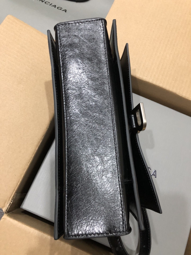 Ba1en*iaga hourglass bags